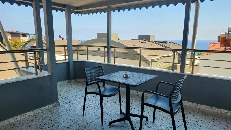Suite with Sea View image 2