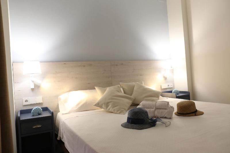 Hotel L'Escala Centre - image 6
