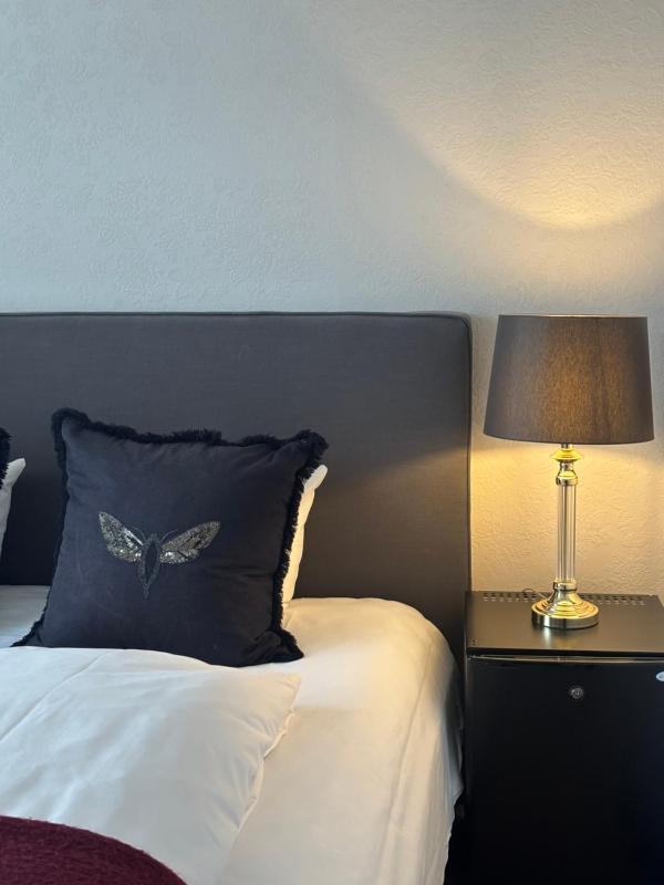 Suite image 2