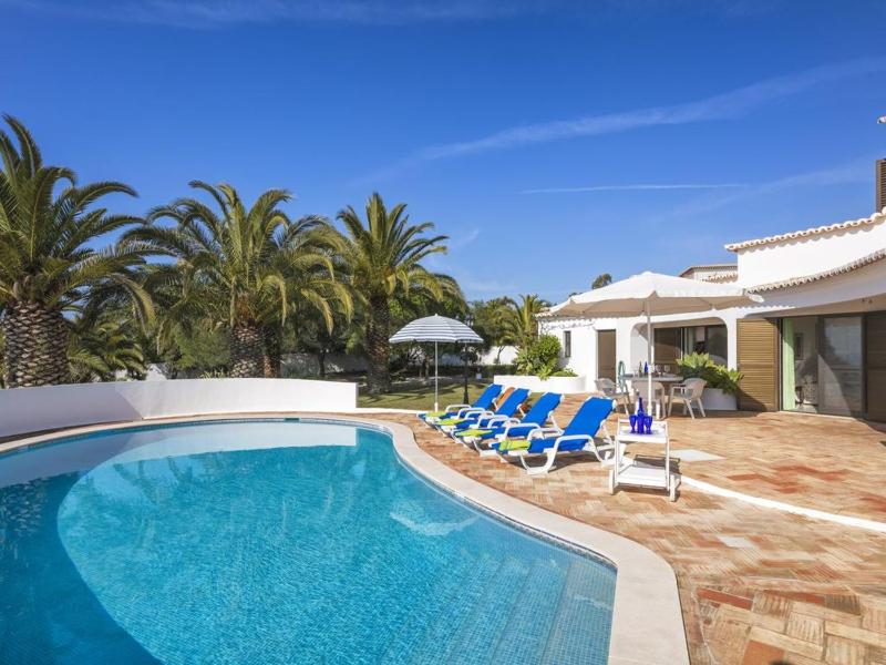 Amazing Carvoeiro Villa 4 Bedrooms Villa Jasmin Walking Distance - image 21