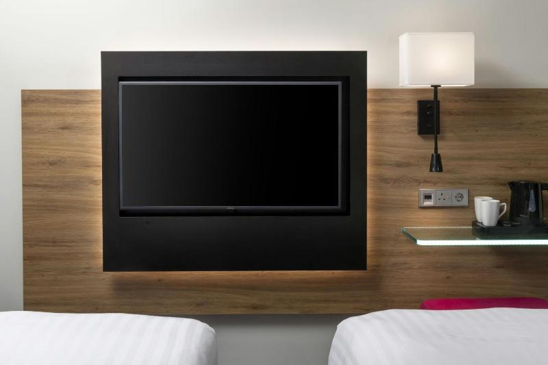 Moxy Southampton - image 36