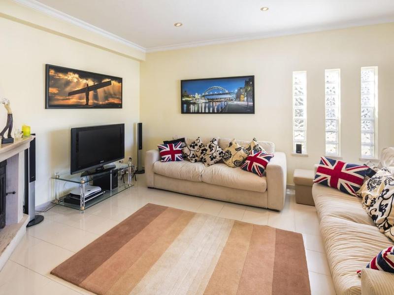 Casa Estombar - Private swimming pool - air conditioning in all bedrooms - wifi - image 21