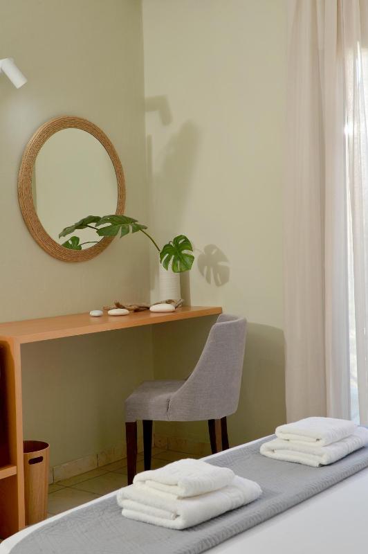 Hotel Kalloni - image 34