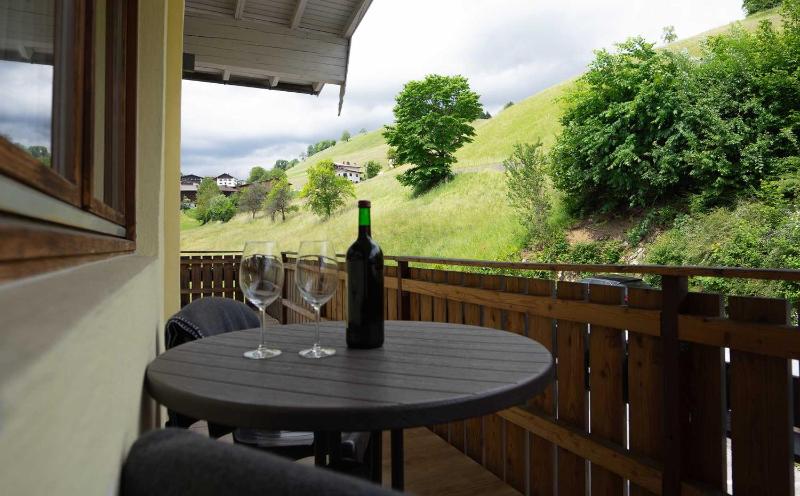 Standard Double Room with Balcony image 3