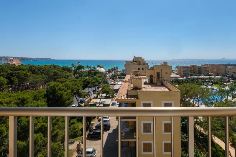 Apartment with Sea View image 4