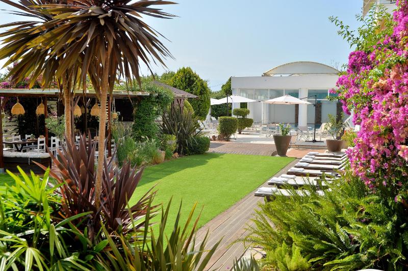Hotel Kalloni - image 40