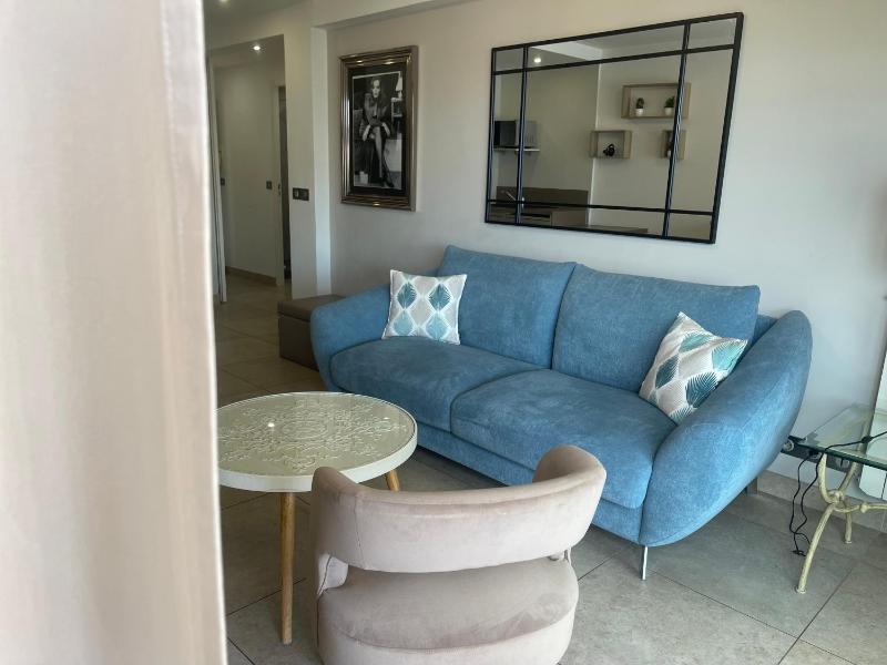 One-Bedroom Apartment with Terrace Romy Schneider image 1