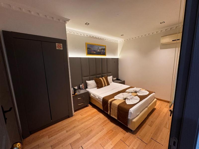 Budget Double Room image 1