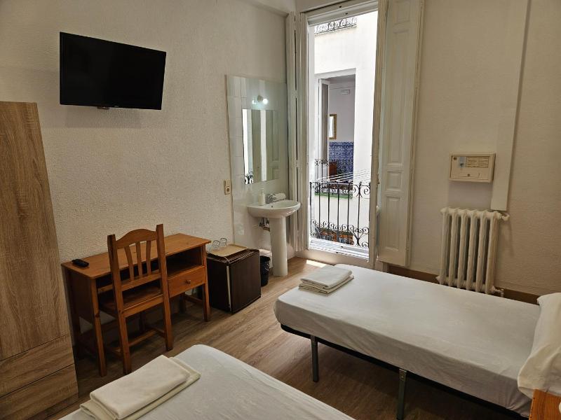 Hostal Miralva - image 3