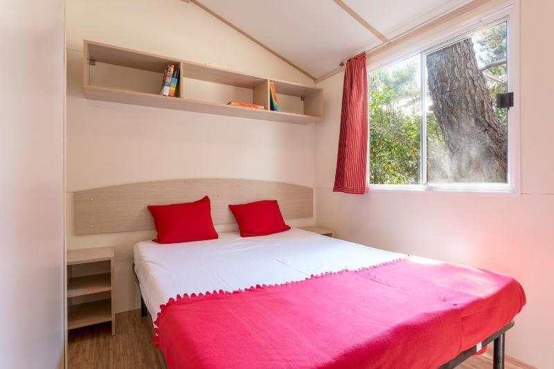 Mobile Home image 3