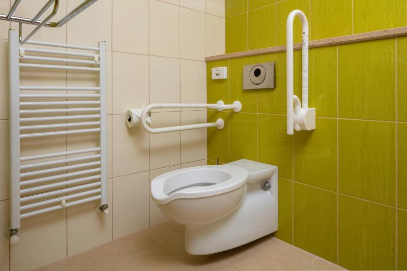 Double Room with Balcony and Park Side - Disability Access image 3