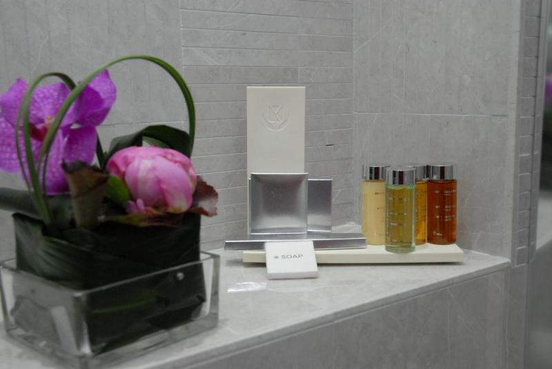 Two-Bedroom Apartment (4-5-6 Adults) image 2