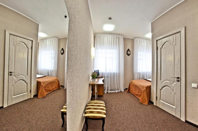 Standard Single Room image 3