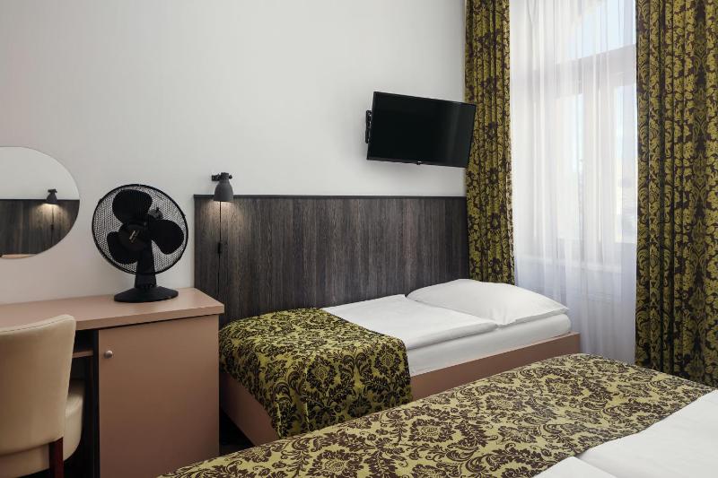 Hotel Superior Prague - image 8