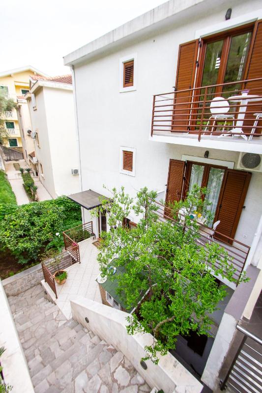 Apartment with Sea View image 1