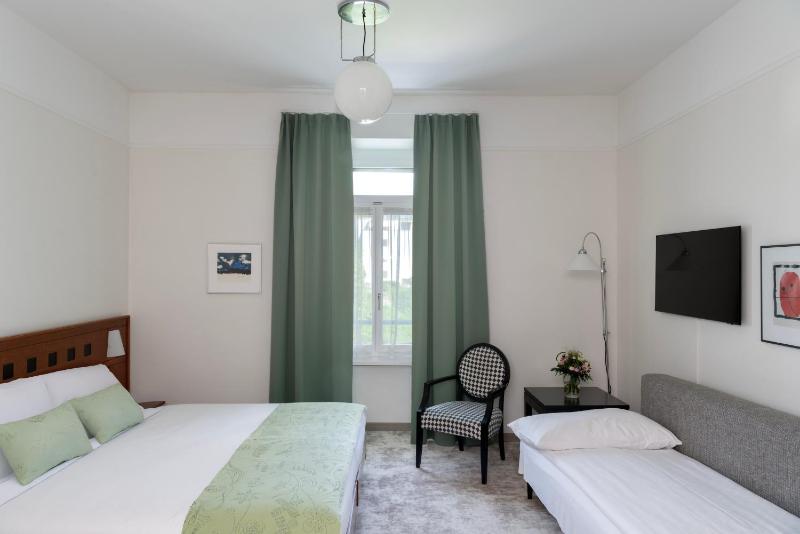 Triple Room image 1