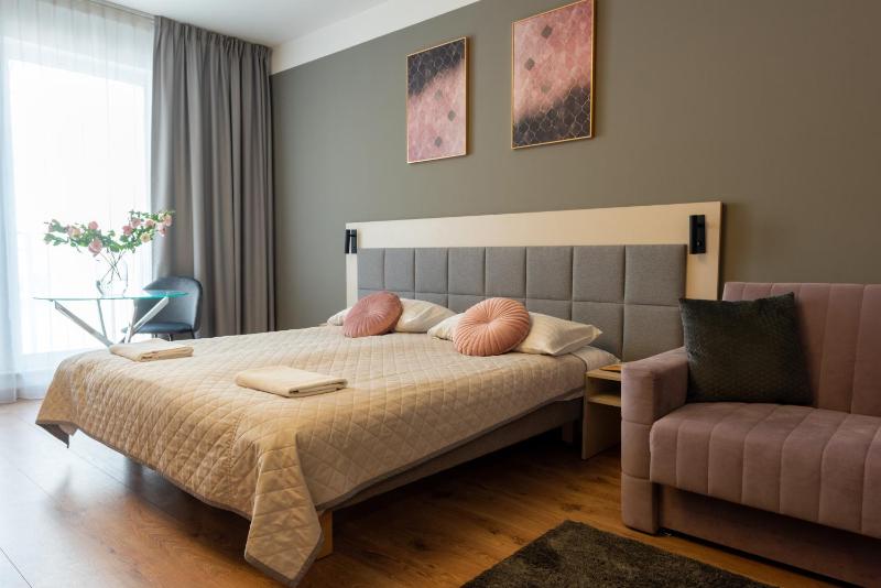 Deluxe Studio Apartment with Kitchenette image 4