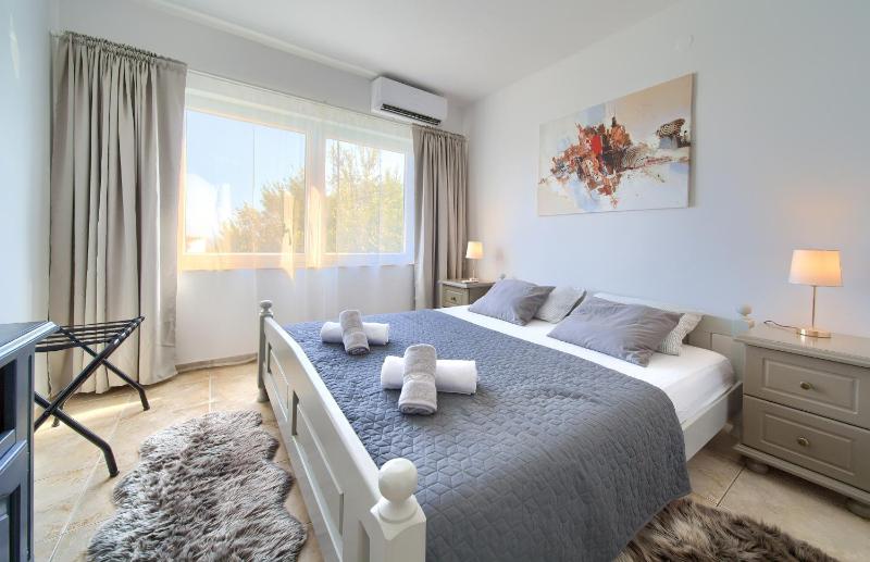 Apartment Iris - image 25