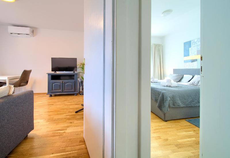 Apartment Iris - image 14