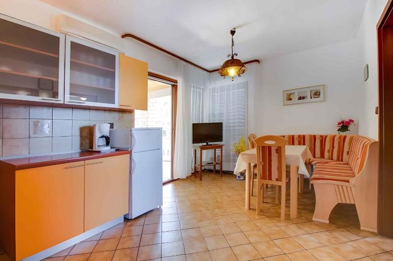 Apartments in Mali Losinj 14848 - image 4
