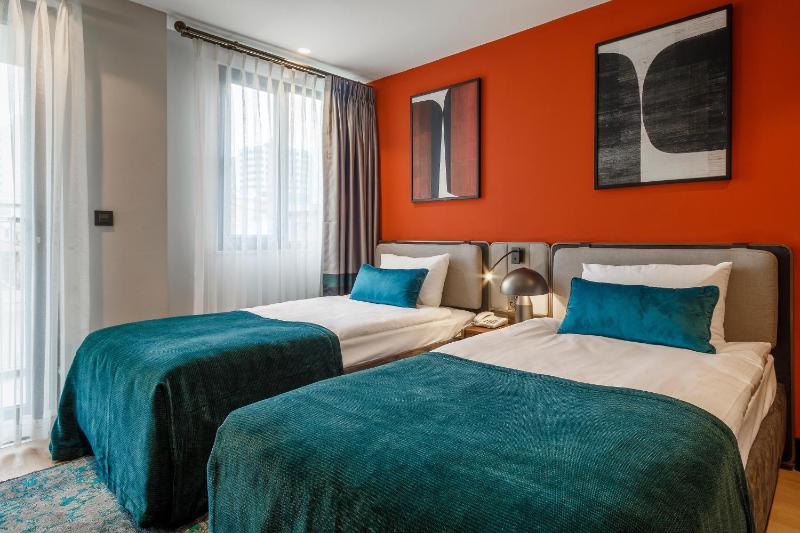 Standard Double or Twin Room image 1