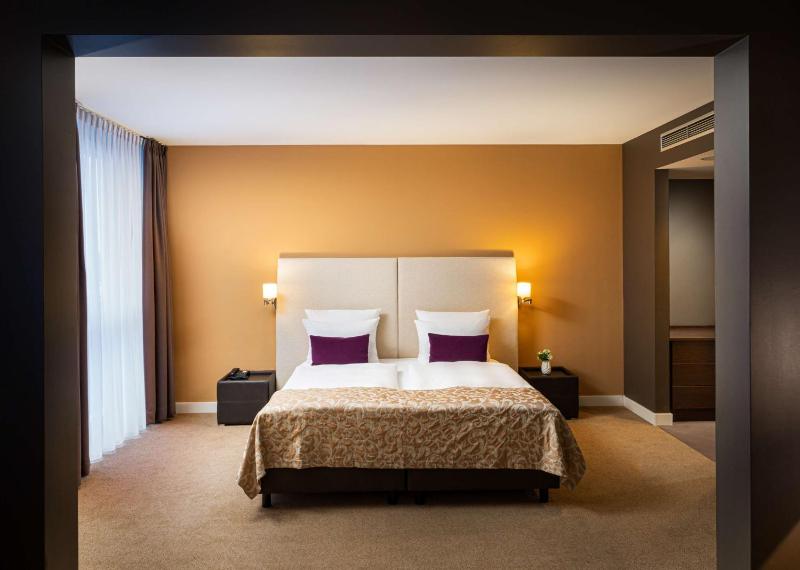 Junior Suite image 1