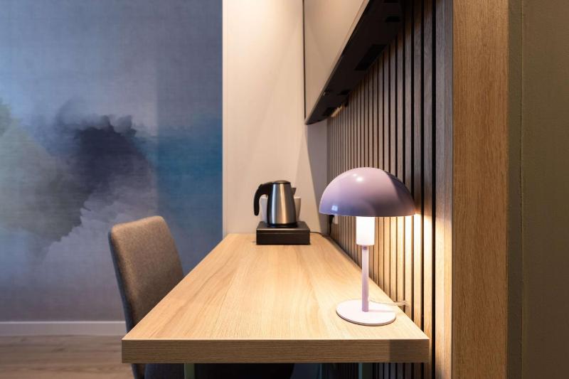 Single Room image 3