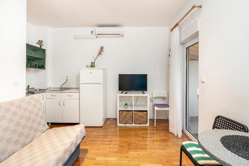 Apartments Rising Sun - image 33