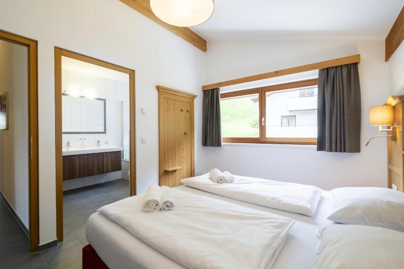 Three-Bedroom Apartment image 3