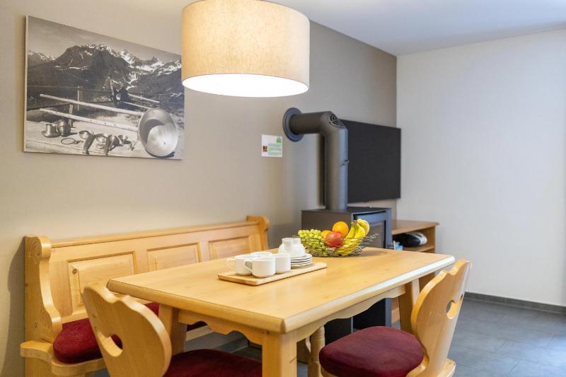 One-Bedroom Apartment image 4