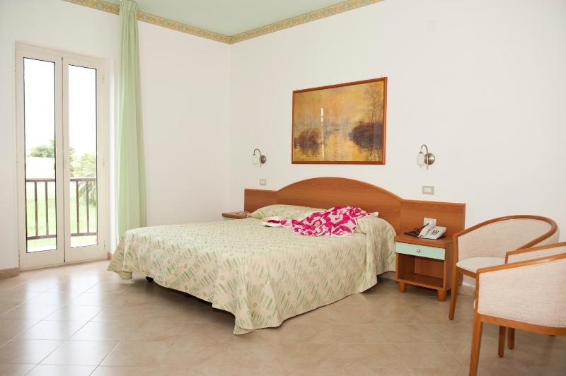 Triple Room image 3
