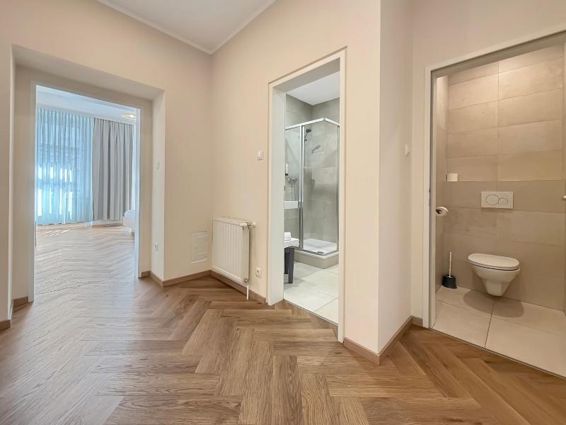 Double or Twin Room image 2