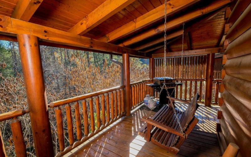 Bearfoot Memories - Large Game Room Outdoor Hot Tub + Community Pool Access - image 13