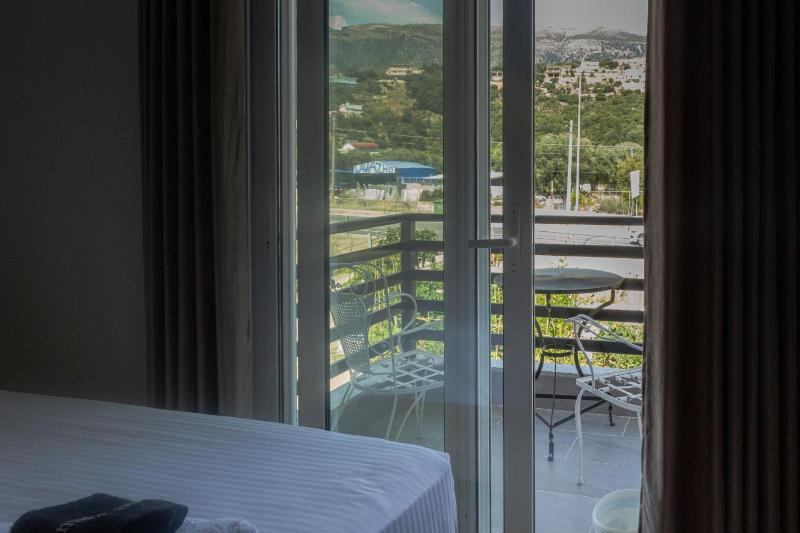 Athena's & Kosta's Rooms Himara - image 9
