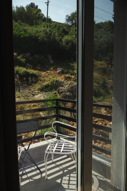 Athena's & Kosta's Rooms Himara - image 4