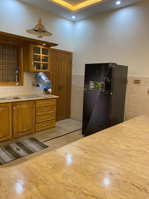 Johar Guesthouse-Suite 3Bed and Lounge in Karachi - image 8