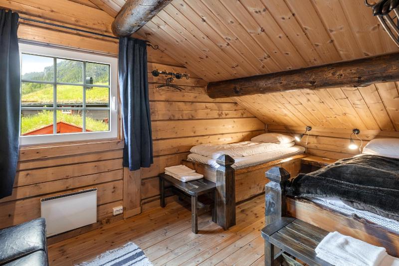 Double or Twin Room with Private External Bathroom image 3