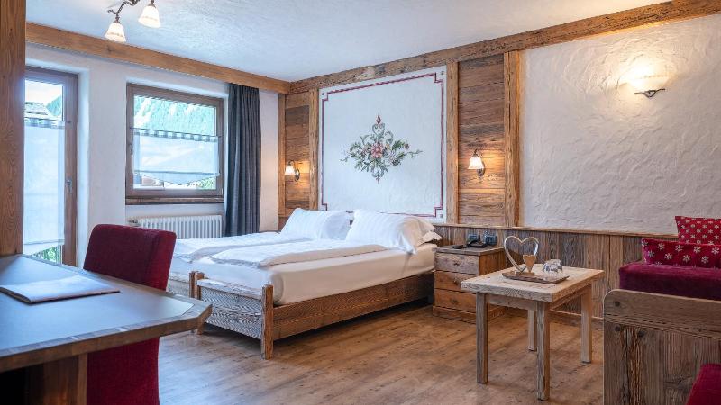 Junior Suite image 1