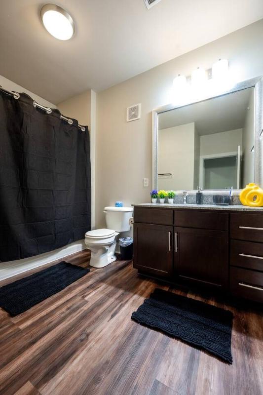 Stylish 2BR Keystone - image 22