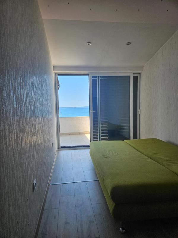 Apartment with View and Balcony image 3