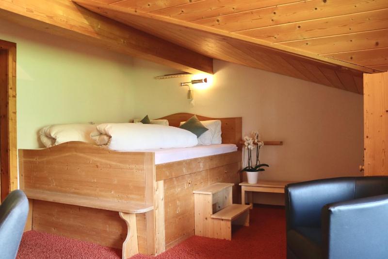 Double Room with Balcony image 1