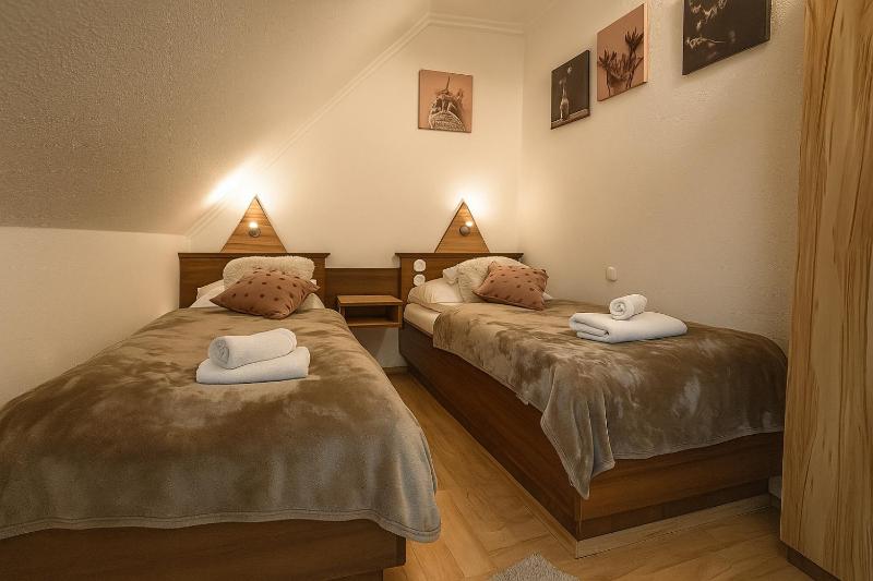 Main Building - Attic triple room image 1