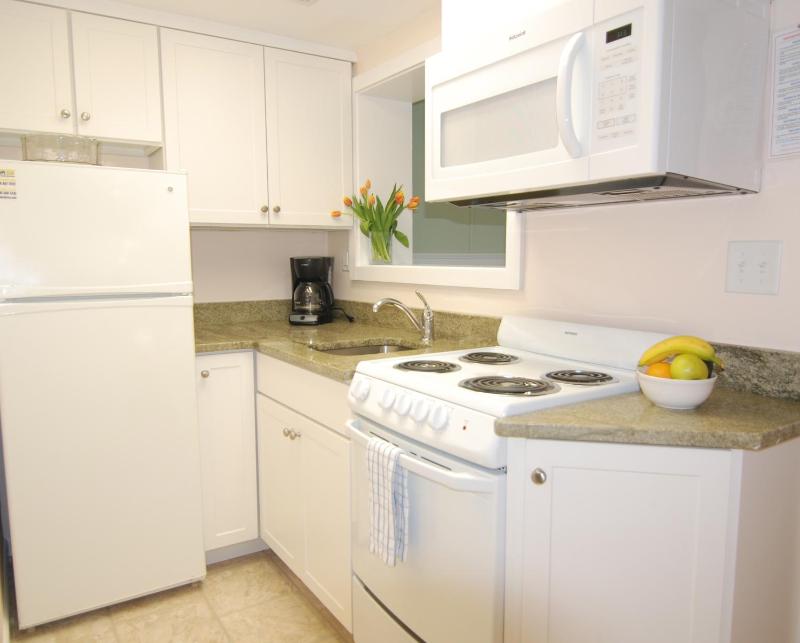 Standard Suite - Main Building image 3