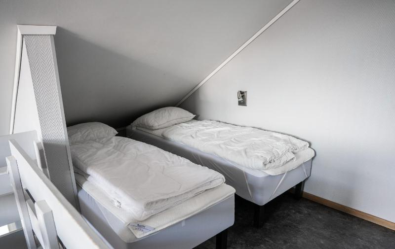 Two-Bedroom Standard Apartment image 4