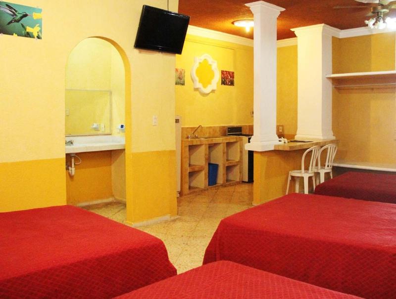 Hotel Suites Elia Noemi - image 5