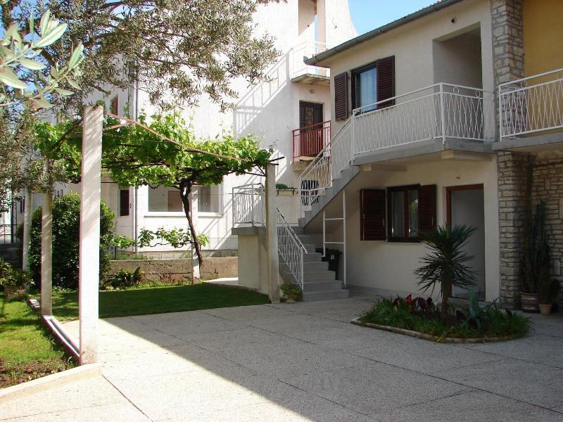 Apartments with WiFi Biograd na Moru Biograd - 24778 - image 2