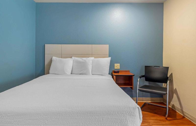 Standard Double Room - Non-Smoking image 1