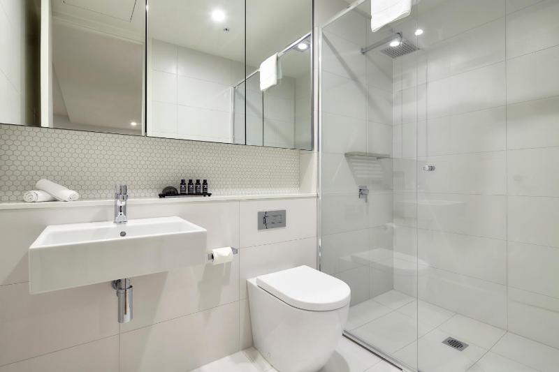 381 Cremorne - image 10