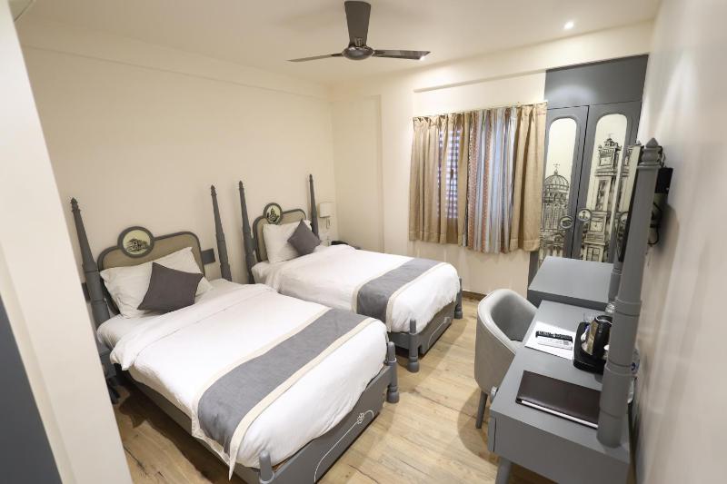 Hotel Metro Prime - image 8