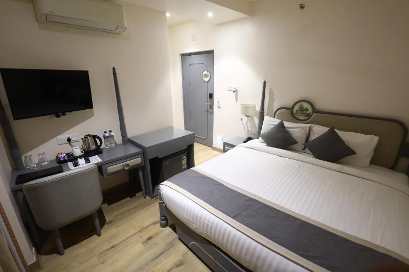 Hotel Metro Prime - image 11